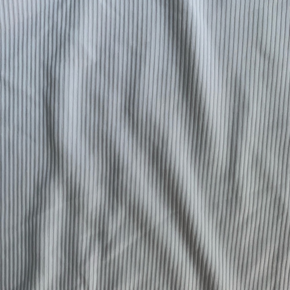 Women's Bright White, Crew Neck, Ribbed, Short Sleeve Crop Top. Sizes M & L - Picture 3 of 7